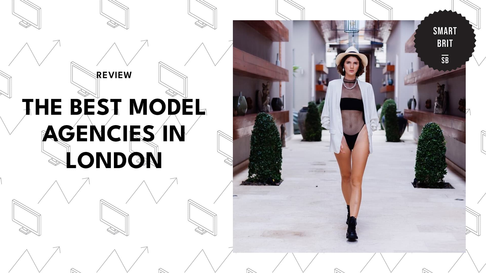 model-walking-in-runway