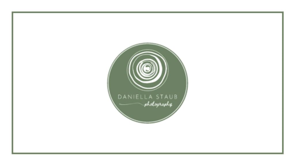 daniella-staub-photography-logo